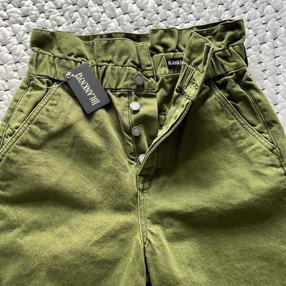 NWT Blank NYC High Rise Paperbag Waist Trouser - Picture 4 of 7